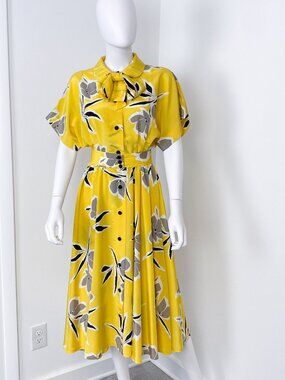 Vintage 1980s Yellow Floral Silky Viscose Cocktail Dress with Bow Size 8/10